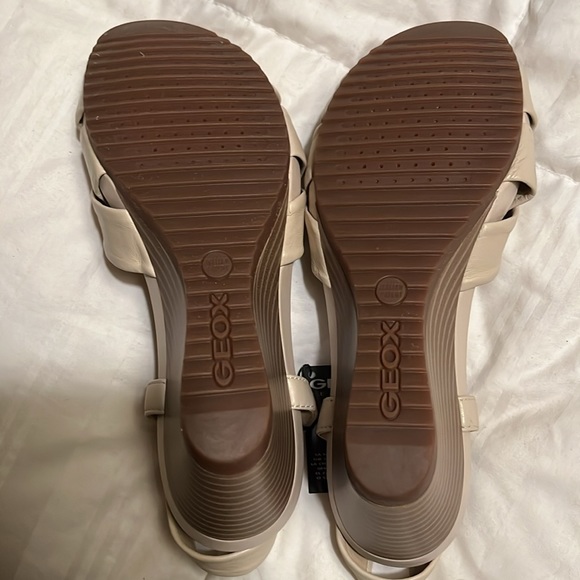 Geox wedges - Picture 3 of 3